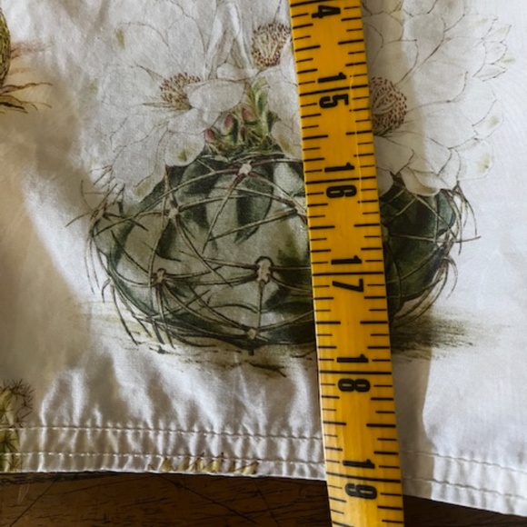 Men's / Unisex - Converse - Desert Sand Cactus Multi Print Resort Shorts - L - Picture 11 of 15